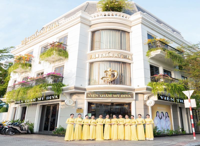 Viện thẩm mỹ DIVA - phục vụ từ trái tim
