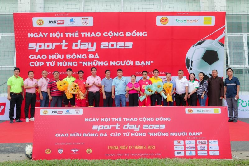 Ngày hội thể thao cộng đồng: Trao 400 phần quà cho trẻ có hoàn cảnh khó khăn