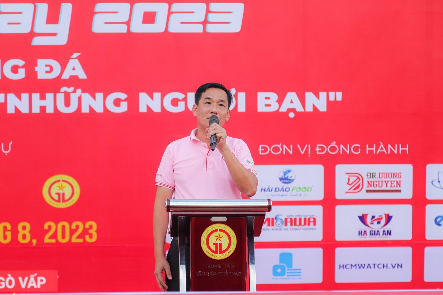 Ông Nguyễn Quốc Khang - Chủ tịch Hội liên hiệp thanh niên CP Việt Nam, Phó Tổng giám đốc Tập đoàn C.P Việt Nam chai sẻ tại ngày hội.