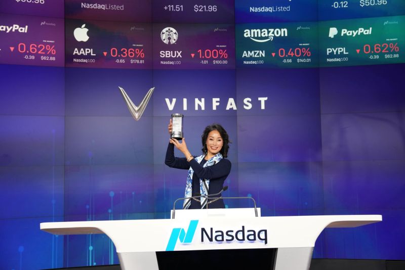 Bà Lê Thị Thu Thủy, CEO của VinFast, trong Lễ rung chuông ra mắt sàn Nasdaq tại Mỹ ngày 15/8/2023