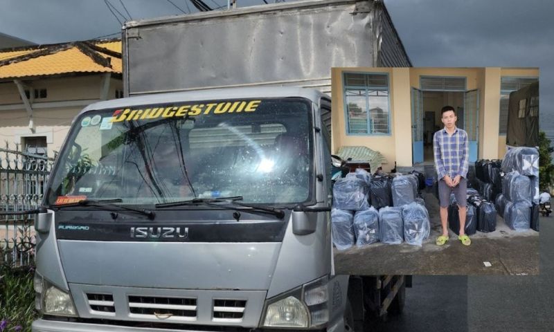 Kiên Giang: Bắt quả tang đối tượng vận chuyển hàng chục ngàn bao thuốc lá lậu