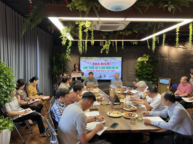 Bà Nguyễn Thị Ngọc Thanh, Đại biểu Quốc hội khóa XIII, Phó Chủ tịch Liên hiệp các Hội Khoa học và Kỹ thuật Hà Nội phát biểu Bà Nguyễn Thị Ngọc Thanh, Đại biểu Quốc hội khóa XIII, Phó Chủ tịch Liên hiệp các Hội Khoa học và Kỹ thuật Hà Nội phát biểu