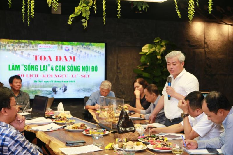 Ông Mai Trọng Thái, Phó Giám đốc Sở Tài nguyên và Môi trường Hà Nội phát biểu về tầm quan trọng và mục tiêu của việc lập đề án. Ông Mai Trọng Thái, Phó Giám đốc Sở Tài nguyên và Môi trường Hà Nội phát biểu về tầm quan trọng và mục tiêu của việc lập đề án.