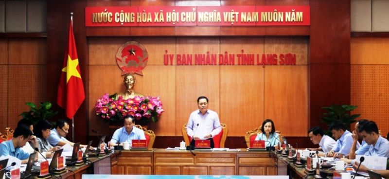 Phó Bí thư Tỉnh ủy, Chủ tịch UBND tỉnh Lạng Sơn Hồ Tiến Thiệu phát biểu chỉ đạo tại cuộc họp