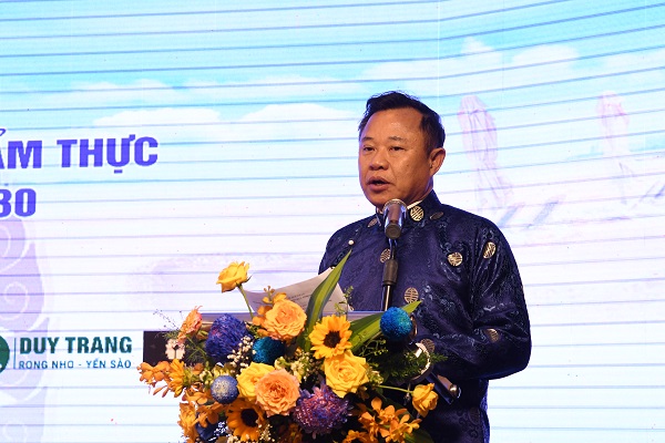 Ông Lê Văn Hoa, Phó giám đốc sở Văn hóa và Thể thao phát biểu