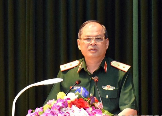 Trung tướng Dương Đình Thông, Bí thư Đảng uỷ, Chính uỷ Quân khu I phát biểu chỉ đạo tại hội nghị