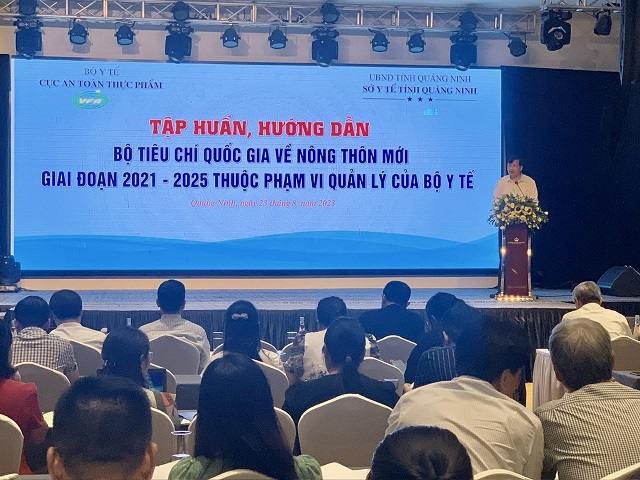 Ông Nguyễn Minh Tuấn, Giám đốc sở Y tế Quảng Ninh phát biểu tại Hội nghị
