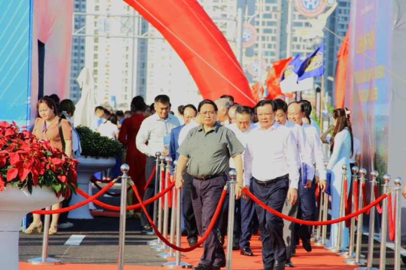 Thủ tướng Phạm Minh Chính tới tham dự sẽ khánh thành và thông xe cầu Vĩnh Tuy - Giai đoạn 2