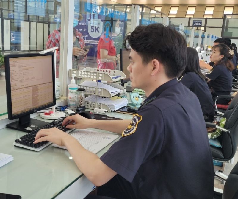 Lạng Sơn thực hiện nhiều giải pháp thông quan hàng hóa dịp nghỉ Lễ Quốc khánh (2/9)