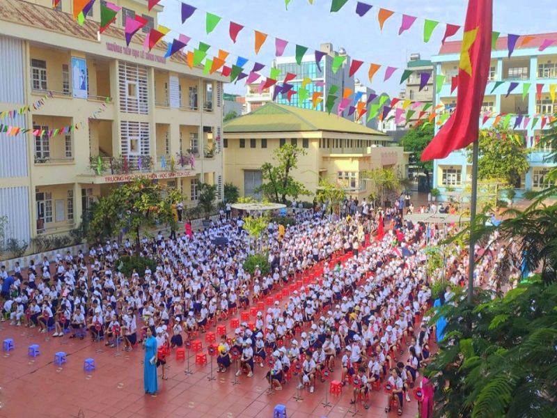 01 Khai giảng năm học mới tại Trường Tiểu học Lê Hồng Phong, TP Hạ Long