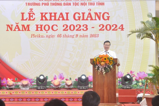 Chủ tịch nước Võ Văn Thưởng phát biểu tại lễ khai giảng tại Trường PTDTNT tỉnh Gia Lai