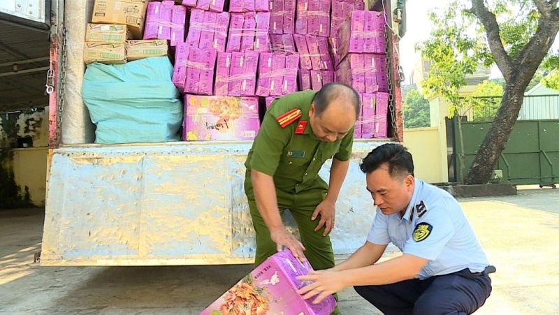 Hưng Yên: Thu giữ 21.000 bánh trung thu không rõ nguồn gốc xuất xứ