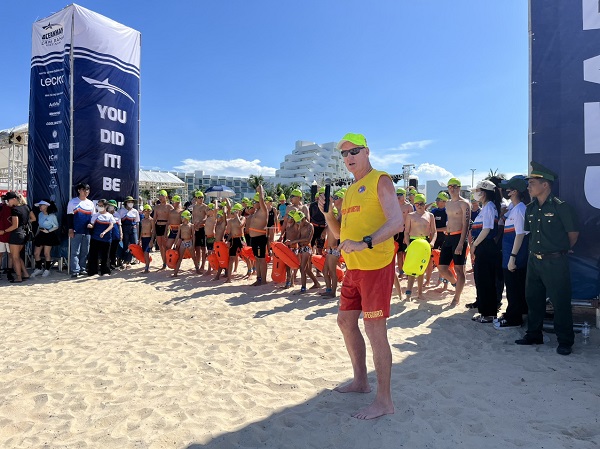Chính thức khai mạc Giải bơi biển quốc tế The Arena Oceanman Cam Ranh Việt Nam 2023