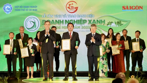 Các doanh nghiệp nhận danh hiệu 