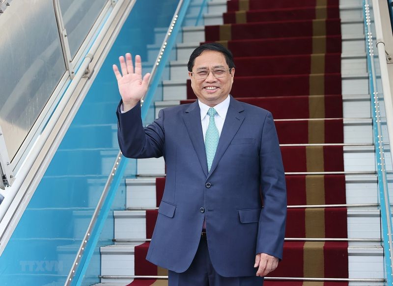Thủ tướng Phạm Minh Chính lên đường dự Hội nghị CABIS ở Trung Quốc
