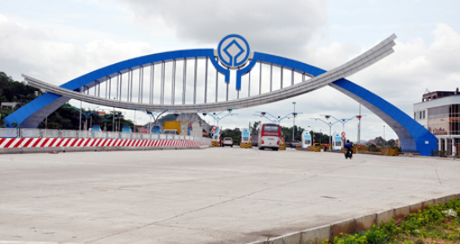 Bộ Tài chính bác bỏ đề xuất thu phí đường bộ qua xăng dầu