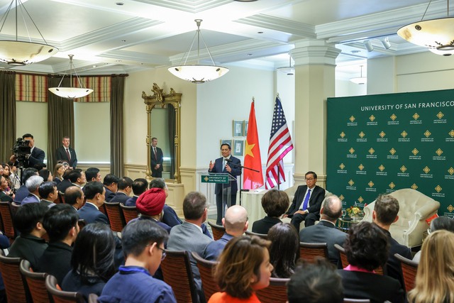 Thủ tướng mong muốn và tin tưởng rằng quan hệ hợp tác giữa Đại học San Francisco và Việt Nam sẽ ngày càng phát triển, với các hình thức đa dạng hơn, sâu rộng, hiệu quả và thực chất hơn nữa. Ảnh VGP/Nhật Bắc