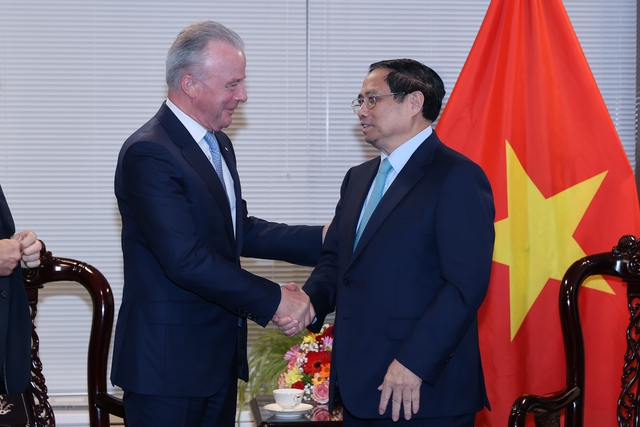 Thủ tướng Phạm Minh Chính gặp lãnh đạo Tập đoàn Boeing - Ảnh: VGP/Nhật Bắc