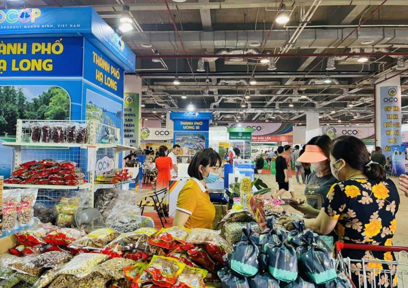 Tỉnh Quảng Ninh đã hỗ trợ đưa nhiều sản phẩm lên các sàn giao dịch điện tử (Ảnh minh hoạ)