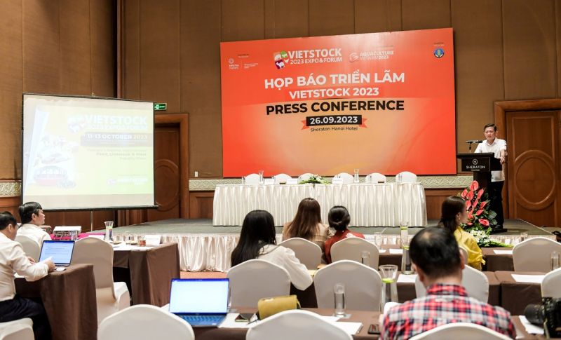 Toàn cảnh Họp báo Triển lãm đầu ngành chăn nuôi, thức ăn chăn nuôi, thủy sản và chế biến thịt tại Việt Nam - Vietstock 2023 tại Hà Nội