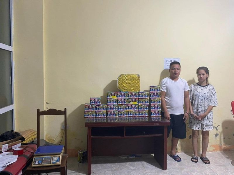 Bắt giữ cặp vợ chồng buôn bán hàng cấm là pháo hoa nổ số lượng lớn