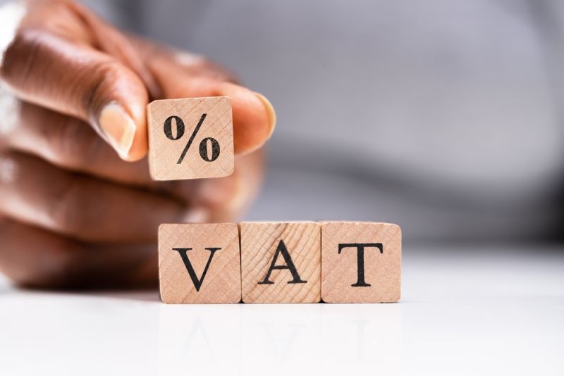 Bộ Tài chính bác đề xuất miễn thuế VAT với điện, nước sinh hoạt