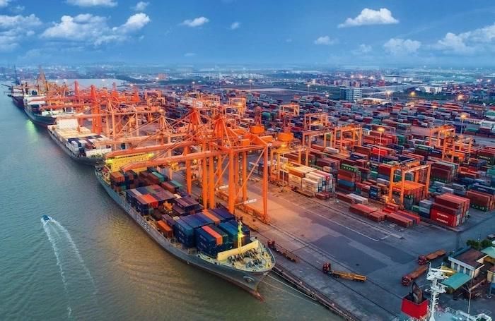 Tiền thừa mà khó cho vay: "Khối u" nào khiến dòng vốn bị tắc nghẽn?