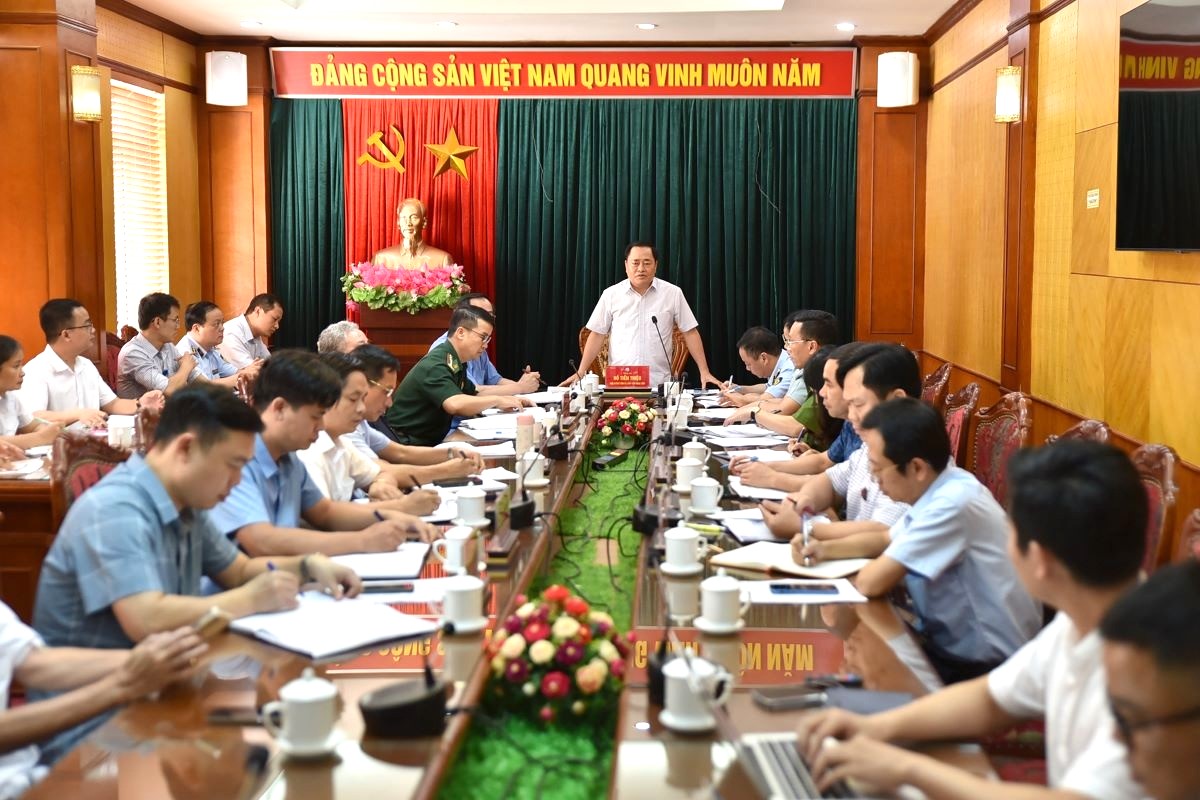 Lãnh đạo tỉnh Lạng Sơn chủ trì cuộc họp triển khai công tác đấu tranh ngăn chặn vận chuyển trái phép gia cầm qua biên giới