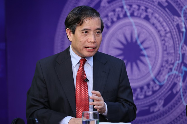 PGS.TS Vũ Minh Khương, giảng viên Trường Chính sách công Lý Quang Diệu Singapore: 