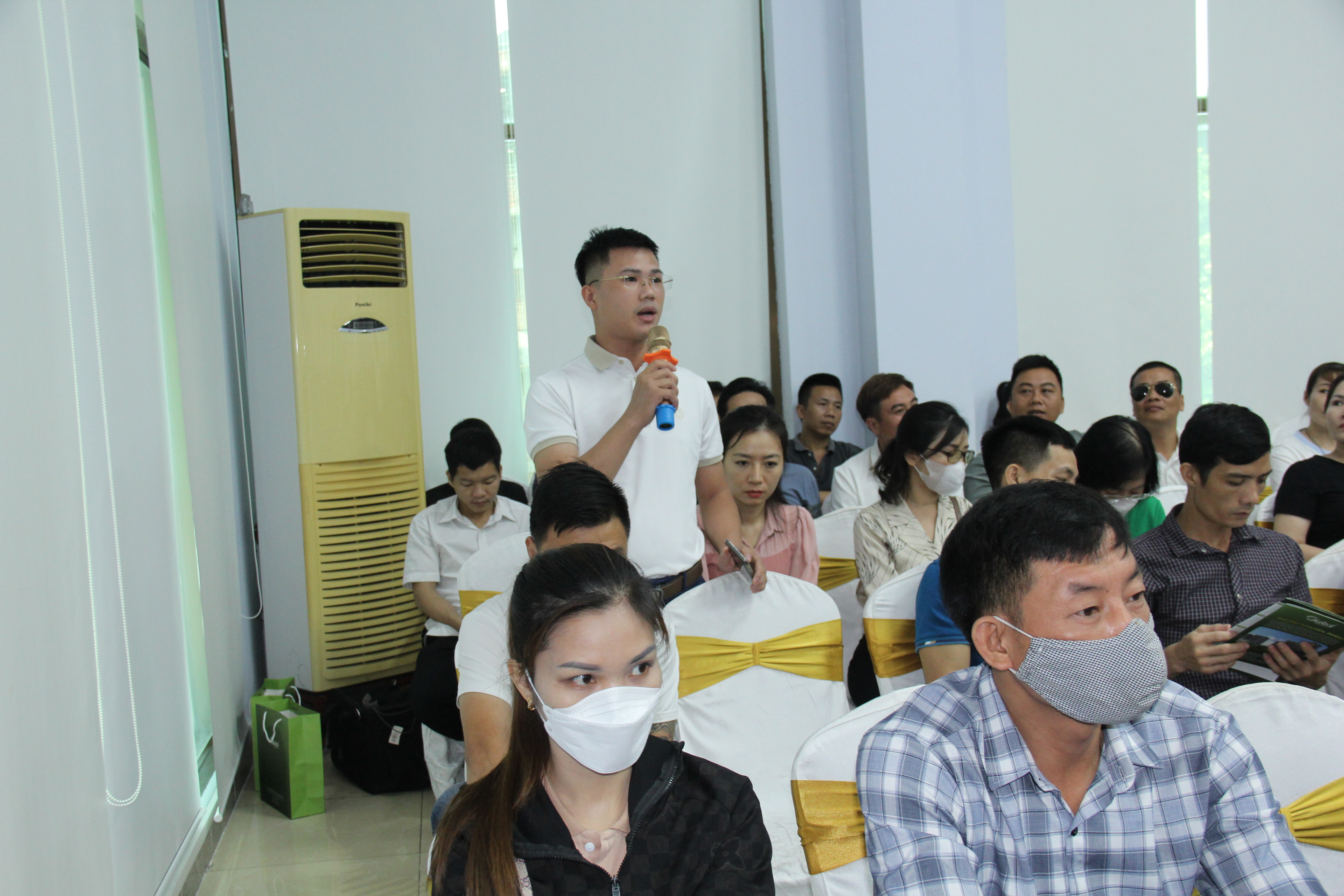 Người lao động ngành Than đặt câu hỏi liên quan về dự án tới chủ đầu tư Người lao động ngành Than đặt câu hỏi liên quan về dự án tới chủ đầu tư