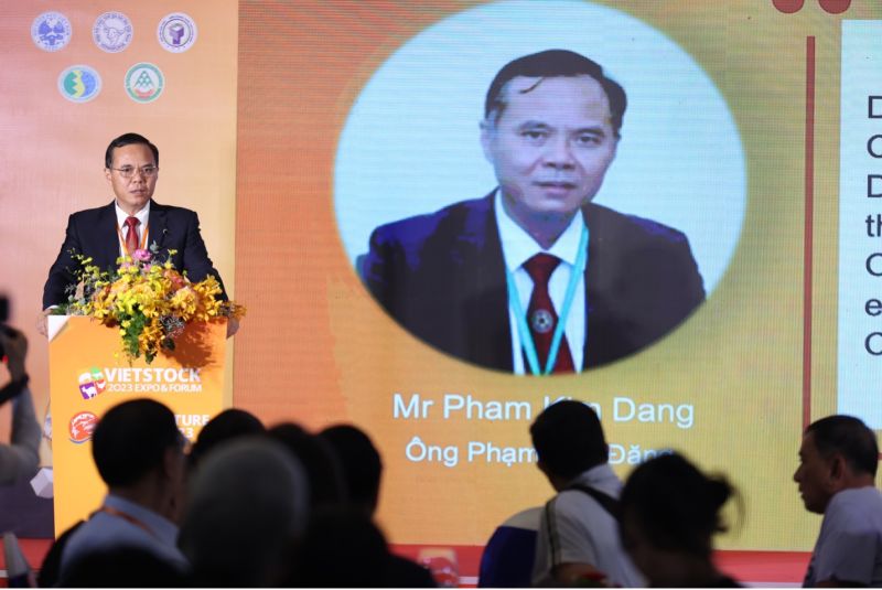 Ông Phạm Kim Đăng - Phó Cục trưởng Cục Chăn nuôi Bộ Nông nghiệp & Phát triển Nông thôn Phát biểu tại sự kiện.