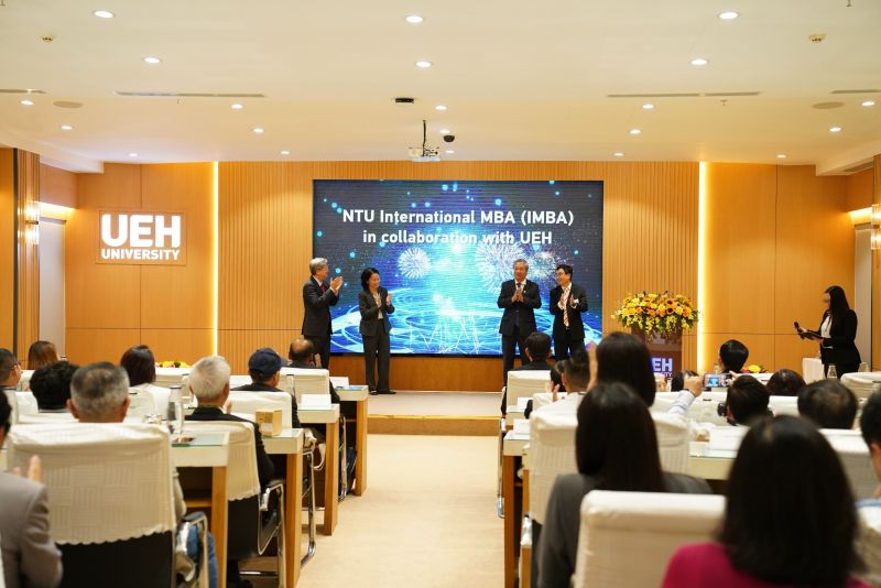 UEH và NTU Singapore triển khai chương trình IMBA tại Việt Nam cung cấp một nền giáo dục kinh doanh toàn diện để phát triển trong nền kinh tế xanh và công nghệ tiên tiến.