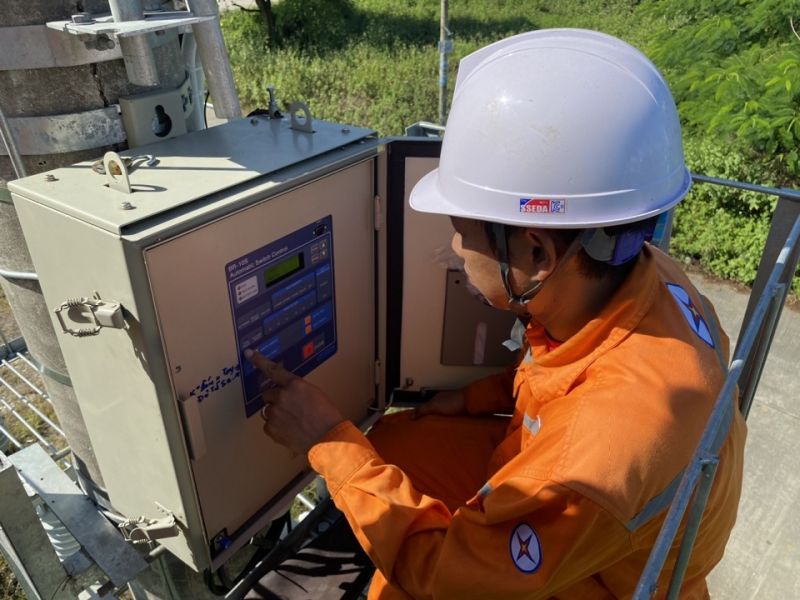 Nghiệm thu hệ thống điện tự động hóa lưới điện mạch vòng trung áp khu vực TP Uông Bí