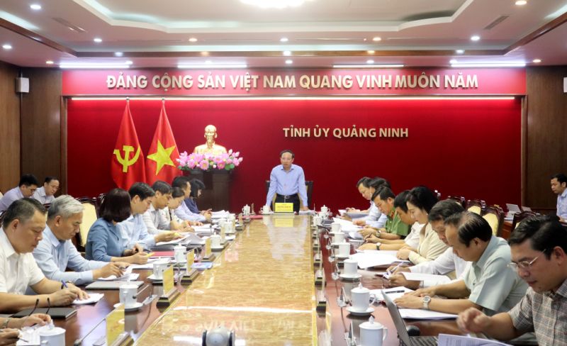 To&agrave;n cảnh cuộc họp