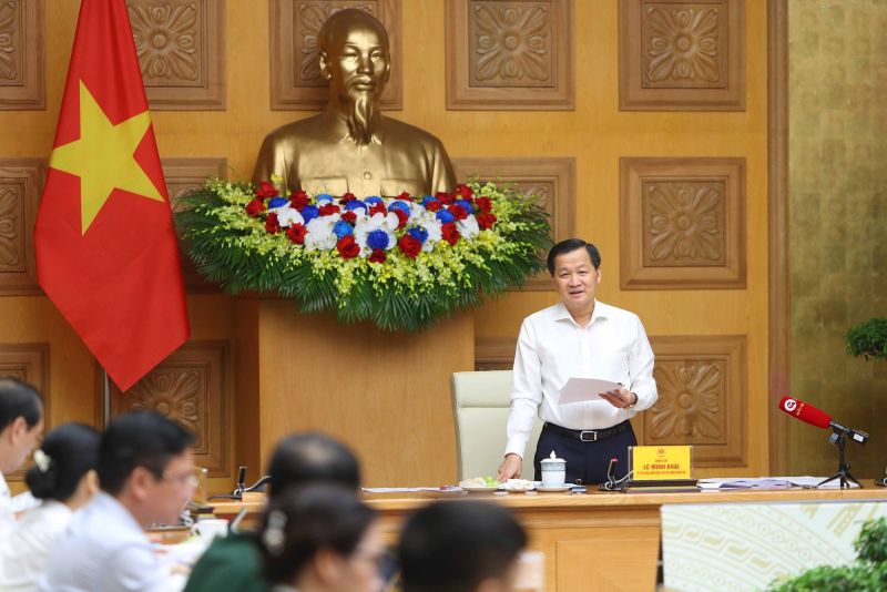 Phó Thủ tướng Lê Minh Khái: Thực hiện tốt các khuyến nghị hành động của FATF không chỉ giúp Việt Nam ra khỏi Danh sách giám sát tăng cường mà còn có ý nghĩa thiết thực trong việc hoàn thiện thể chế, nhất là pháp luật về phòng, chống tham nhũng. Ảnh VGP
