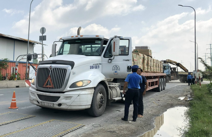 TP. Hồ Chí Minh: Chính thức thí điểm cân tự động để xử lý xe quá tải