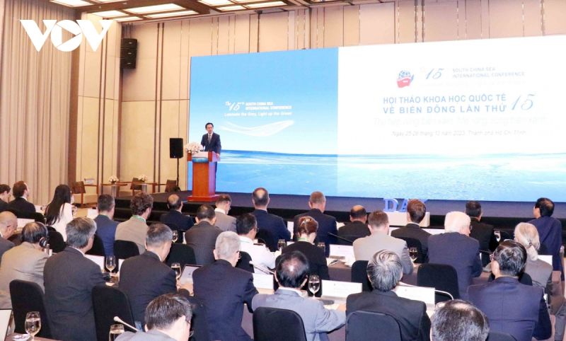 Thứ trưởng Bộ Ngoại giao Đỗ Hùng Việt có bài diễn văn chính tại phiên khai mạc Hội thảo.