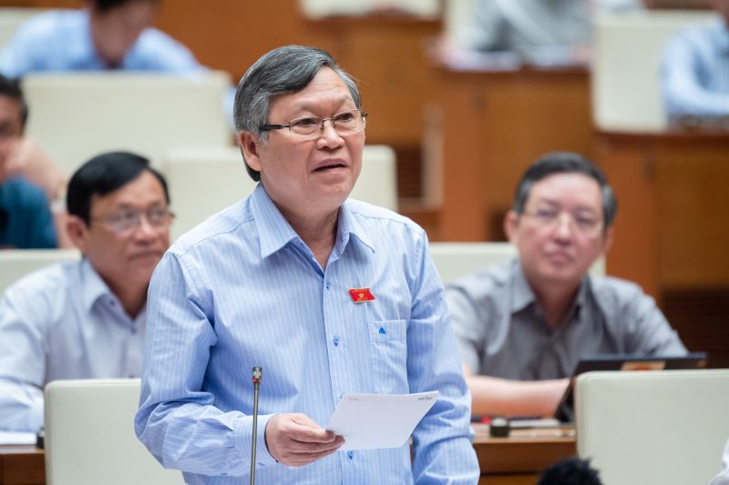 đại biểu Tô Văn Tám - Đoàn ĐBQH tỉnh Kon Tum
