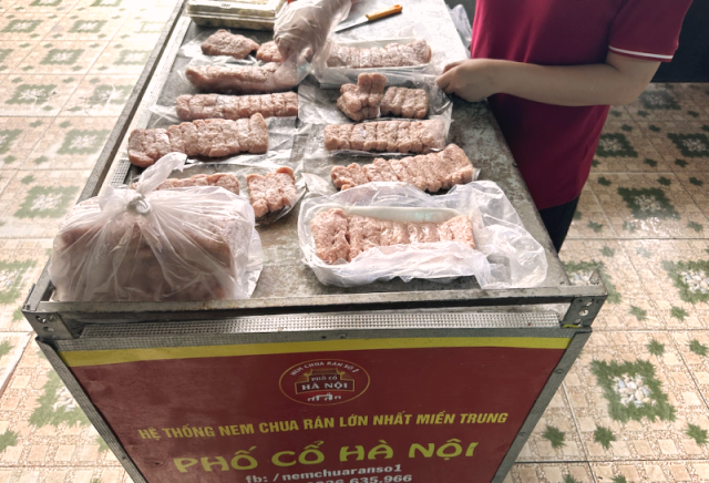 Cơ sở kinh doanh Phố Food (TP. Đà Nẵng) bị phát hiện có nhiều vi phạm trong đảm bảo an toàn thực phẩm
