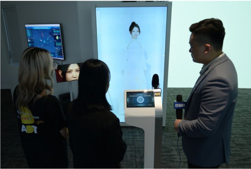 Người ảo AI “made in Vietnam” lần đầu xuất hiện và trò chuyện tại triển lãm VIIE 2023