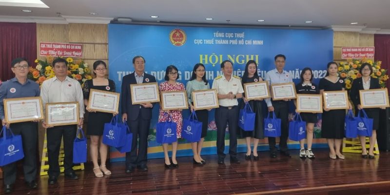 Cục Thuế TP. Hồ Chí Minh: Tôn vinh 50 doanh nghiệp, hộ kinh doanh nộp thuế tiêu biểu