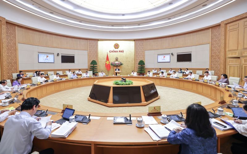 Chính phủ họp phiên thường kỳ tháng 10: Đánh giá tình hình kinh tế - xã hội 10 tháng và xác định những nhiệm vụ trọng tâm, đột phá cuối năm