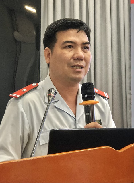 Ông Lê Mạnh Phi phổ biến về Nghị định số 45/2019/NĐ-CP. Ảnh: V.H