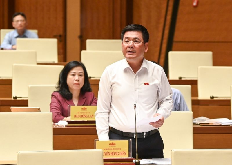 Bộ trưởng Bộ Công Thương Nguyễn Hồng Diên nói gì về dự báo của EVN