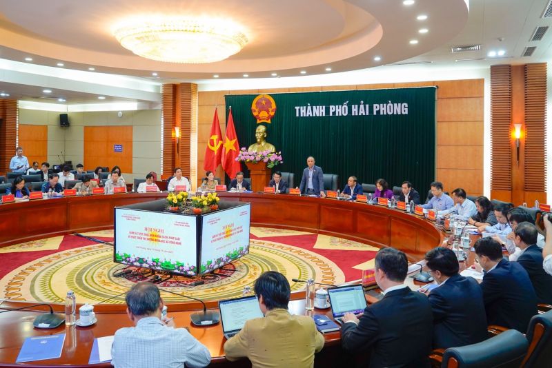 Đoàn giám sát Ủy ban Khoa học, Công nghệ và Môi trường của Quốc hội giám sát việc thực hiện chính sách, pháp luật về phát triển thị trường khoa học và công nghệ trên địa bàn thành phố Hải Phòng.