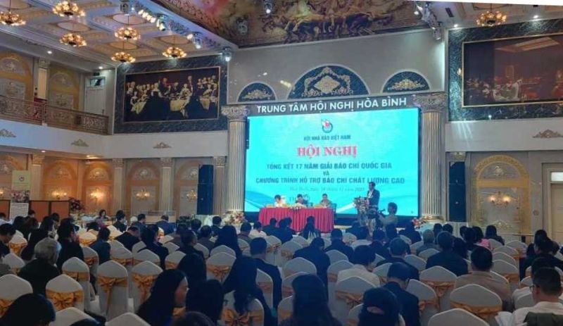 Hội Nhà báo Việt Nam tổ chức Hội nghị tổng kết 17 năm Giải Báo chí quốc gia và chương trình hỗ trợ tác phẩm báo chí chất lượng cao - Ảnh: VGP/Nguyễn Hoàng