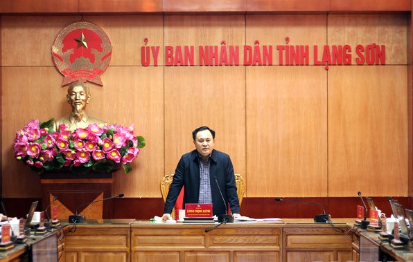 Đồng chí Lương Trọng Quỳnh, Phó Chủ tịch UBND tỉnh phát biểu kết luận tại cuộc họp