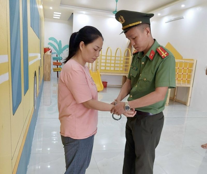 Lê Thị Hồng Vân là “bà trùm” cho thuê giáo viên người nước ngoài với quy mô số lượng lớn nhất tại Thanh Hóa từ trước đến nay.