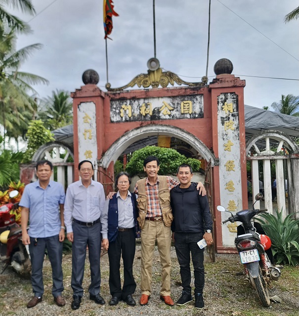 Cổng ch&iacute;nh Đền thờ Đ&agrave;o Duy Từ.