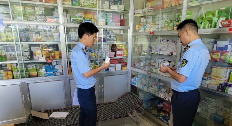 Lực lượng QLTT Thanh Hóa tăng cường kiểm tra, giám sát, xử lý vi phạm trong hoạt động kinh doanh thuốc tân dược
